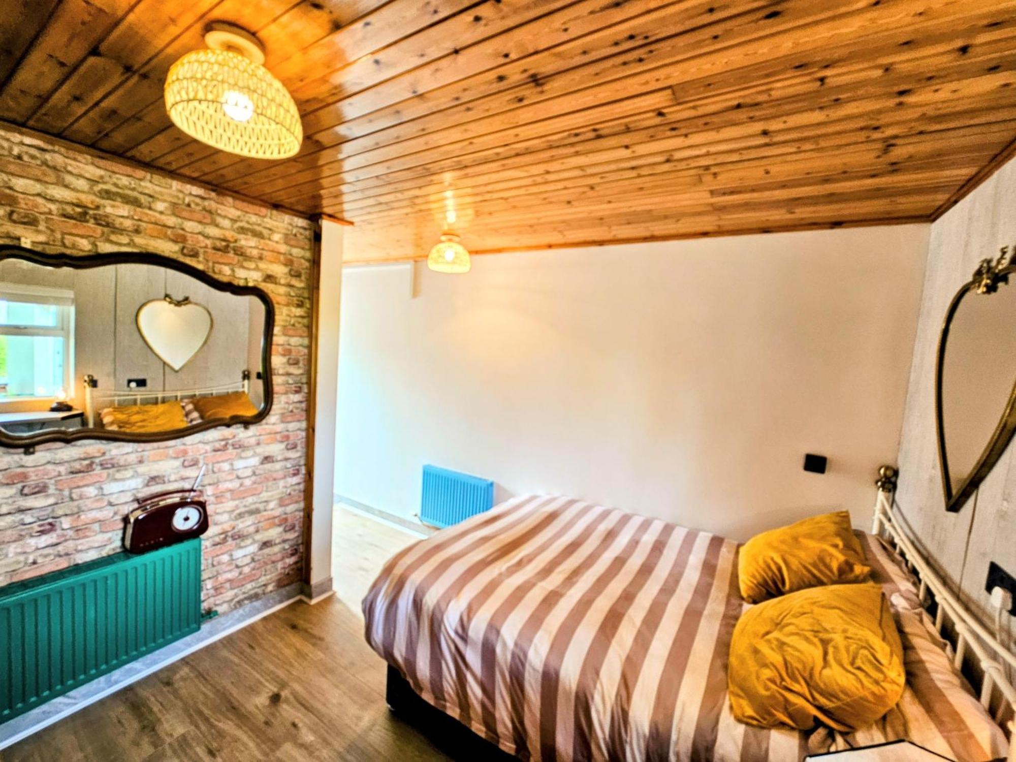 Mary'S Artebella Apartment Тралий Екстериор снимка